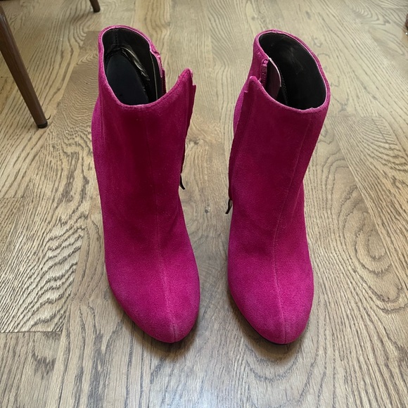 Loft Barbie Pink Suede Heeled Bootie - Ellie Bootie NWOT - Picture 2 of 7